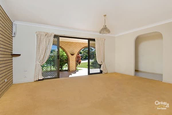 1/8 King Street, Buderim, QLD, 4556, Buderim - Thumbnail 2