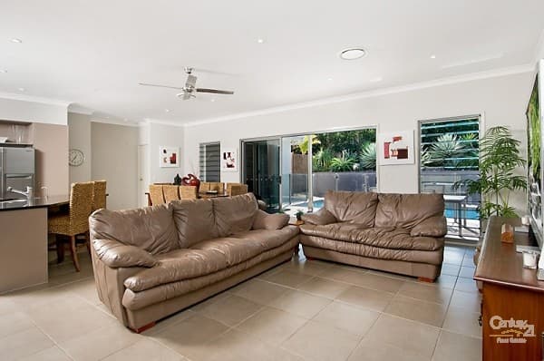 1/8 King Street, Buderim, QLD, 4556, Buderim - Thumbnail 2