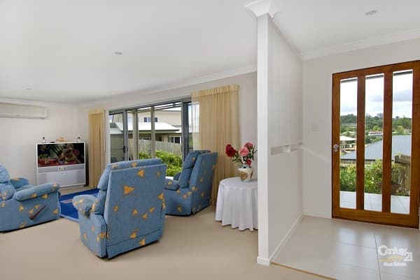 1/16 Bright Court, Burnside, QLD, 4560, Burnside - Thumbnail 2