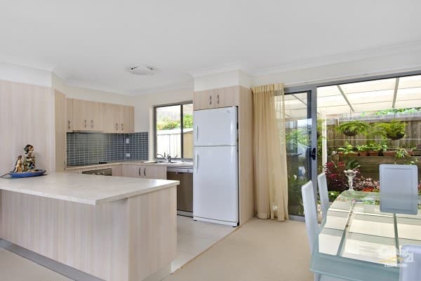 1/16 Bright Court, Burnside, QLD, 4560, Burnside - Thumbnail 3
