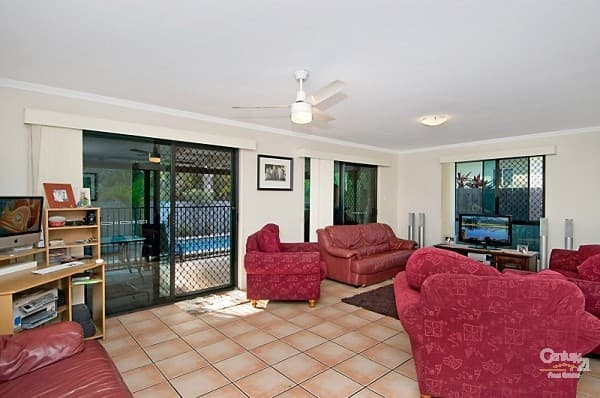 32 Pinehurst Street, Currimundi, QLD, 4551, Currimundi - Thumbnail 6