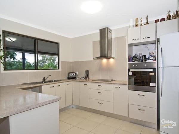 1/8 King Street, Buderim, QLD, 4556, Buderim - Thumbnail 2