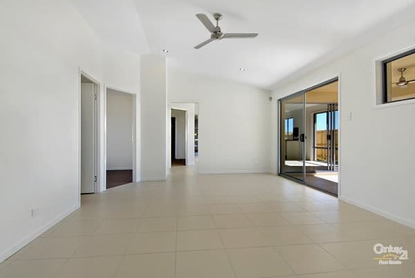 9 Parkview Drive, Little Mountain, QLD, 4551, Little Mountain - Thumbnail 4