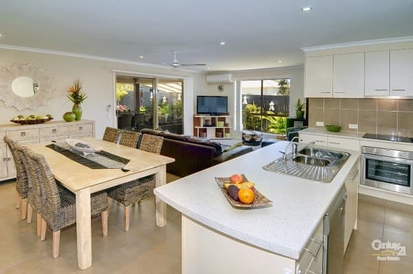 1/8 King Street, Buderim, QLD, 4556, Sippy Downs - Thumbnail 2