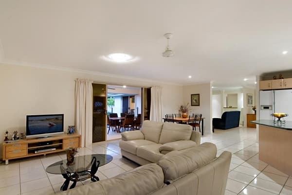 1/8 King Street, Buderim, QLD, 4556, Buderim - Thumbnail 2
