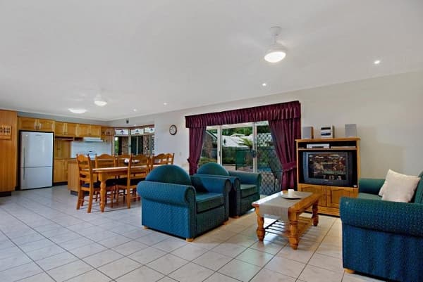 1/8 King Street, Buderim, QLD, 4556, Buderim - Thumbnail 2