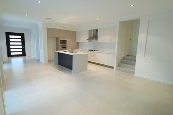 1/8 King Street, Buderim, QLD, 4556, Buderim - Thumbnail 2