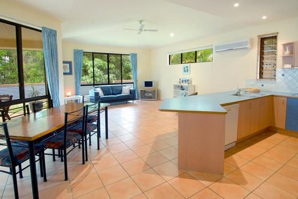 1/8 King Street, Buderim, QLD, 4556, Buderim - Thumbnail 2