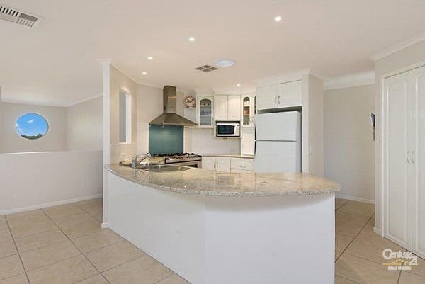 1/8 King Street, Buderim, QLD, 4556, Buderim - Thumbnail 4