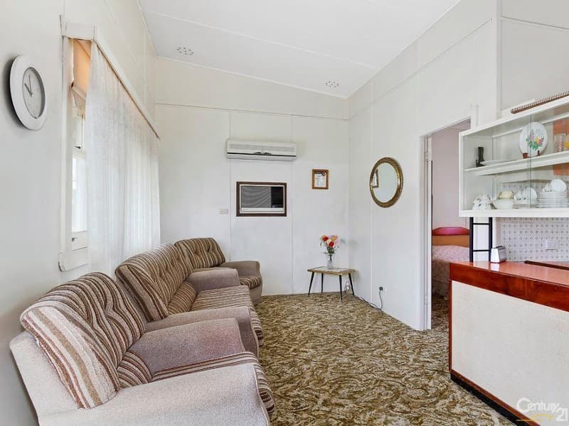 7 McLean Street, Killarney Vale, NSW, 2261, Killarney Vale - Thumbnail 2