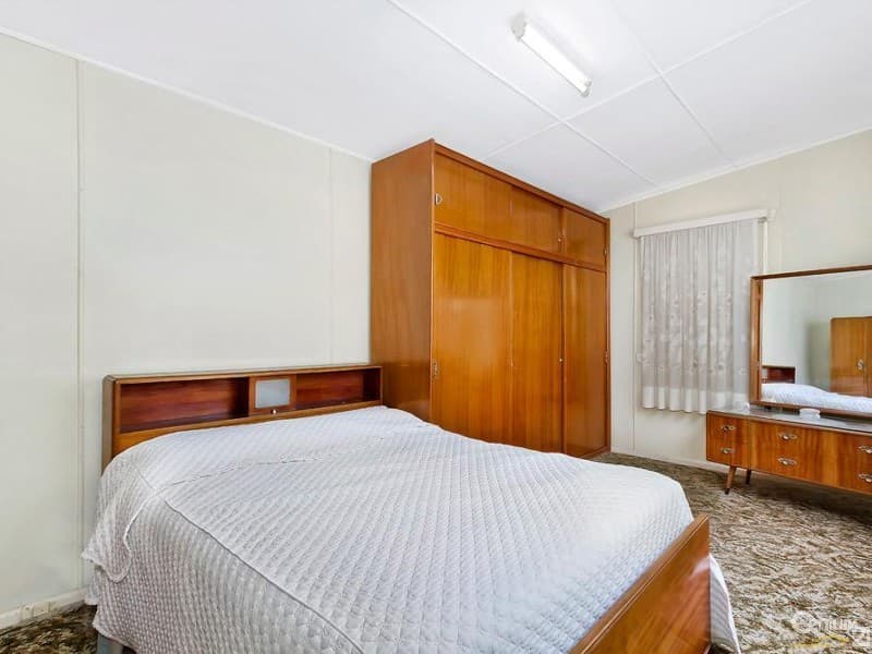 7 McLean Street, Killarney Vale, NSW, 2261, Killarney Vale - Thumbnail 4