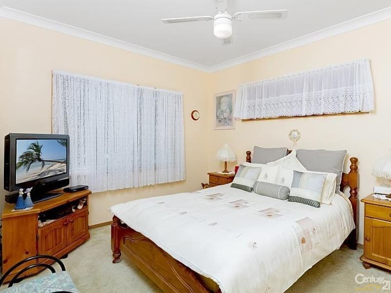 56 Kerry Crescent, Berkeley Vale, NSW, 2261, Berkeley Vale - Thumbnail 5