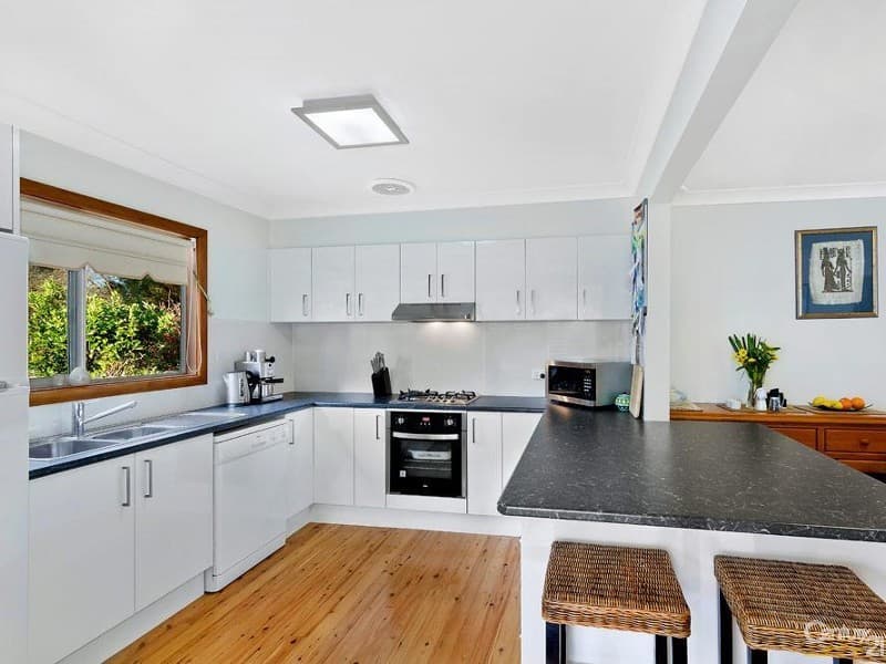 9 Oxley Road, Killarney Vale, NSW, 2261, Killarney Vale - Thumbnail 2