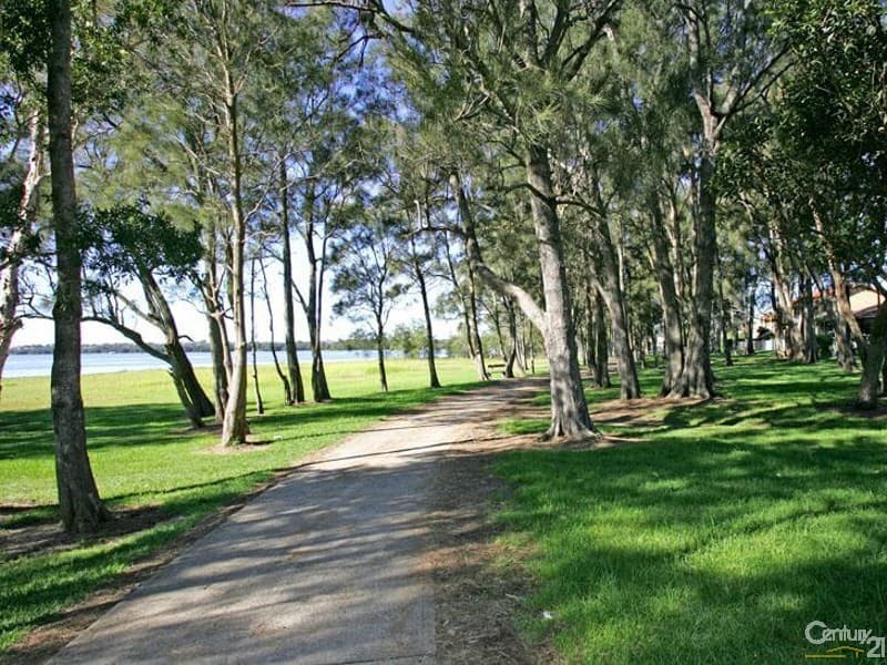 13 Seawind Terrace, Berkeley Vale, NSW, 2261, Berkeley Vale - Thumbnail 3