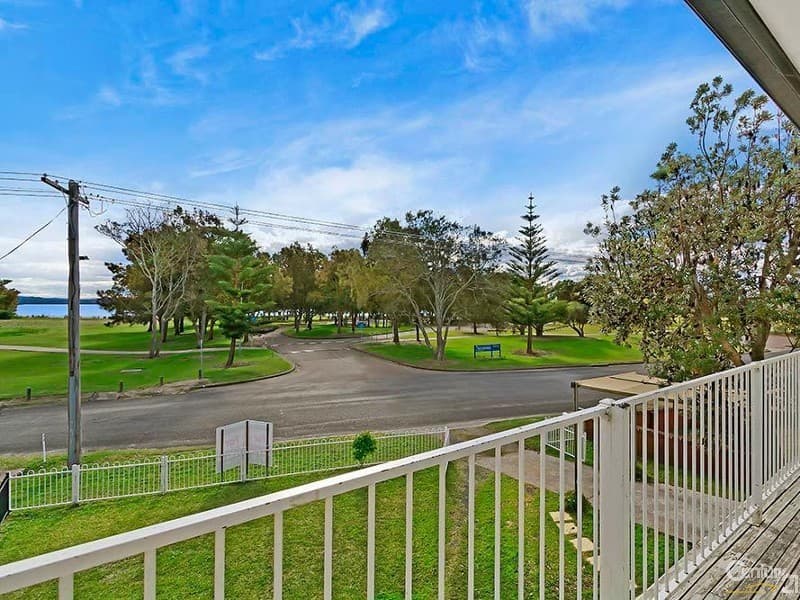 8 Tuggerah Parade, The Entrance, NSW, 2261, The Entrance - Thumbnail 2