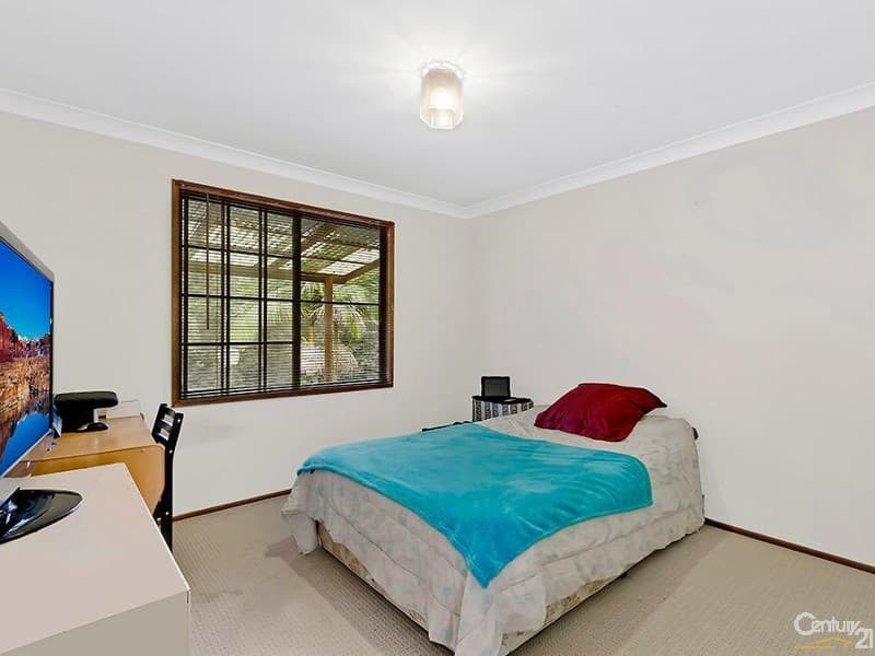 2 Vanessa Road, Berkeley Vale, NSW, 2261, Berkeley Vale - Thumbnail 4
