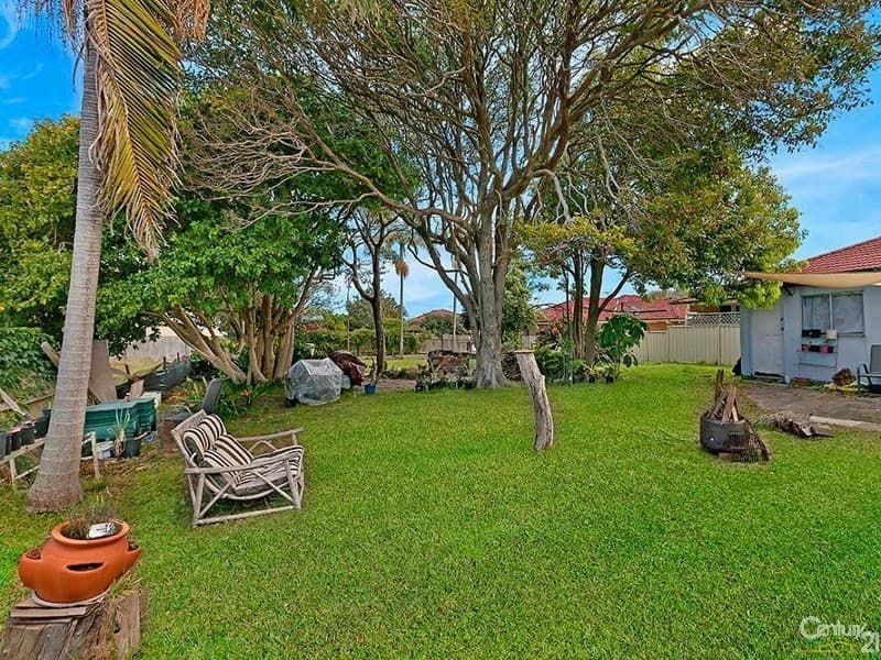 117 Elsiemer Street, Toowoon Bay, NSW, 2261, Toowoon Bay - Thumbnail 3