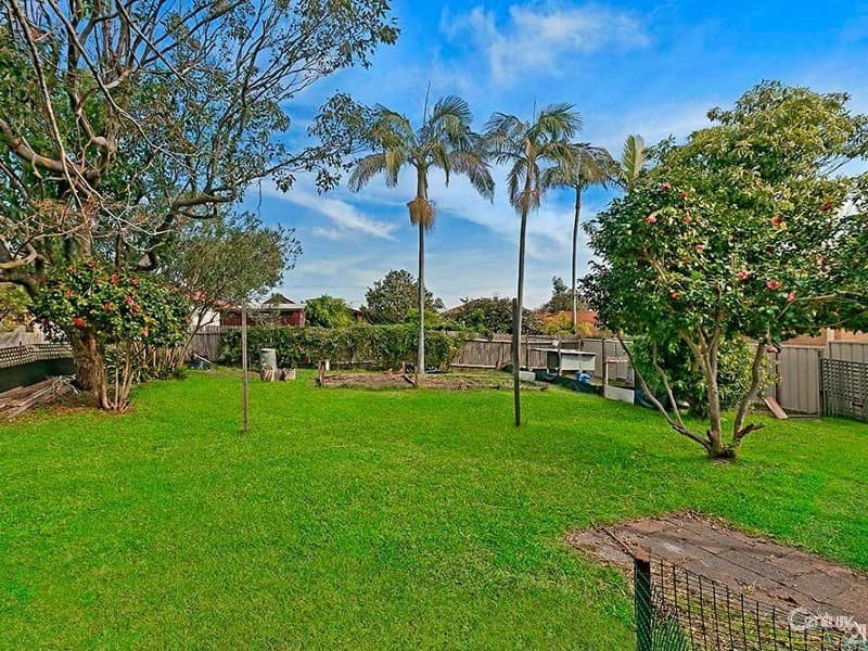 117 Elsiemer Street, Toowoon Bay, NSW, 2261, Toowoon Bay - Thumbnail 6