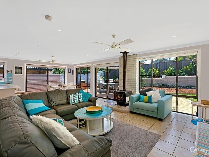 25 Waratah Street, Bateau Bay, NSW, 2261, Bateau Bay - Thumbnail 3