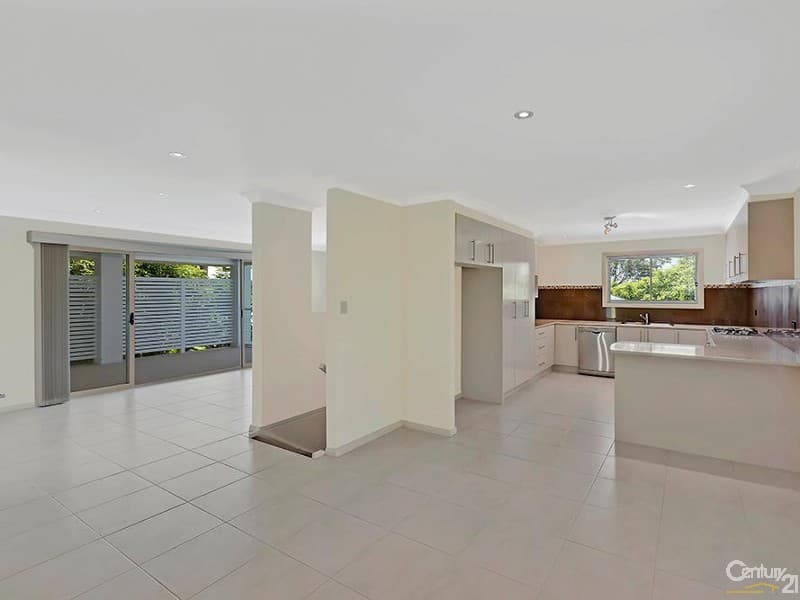 23 Donegal Road, Berkeley Vale, NSW, 2261, Berkeley Vale - Thumbnail 2