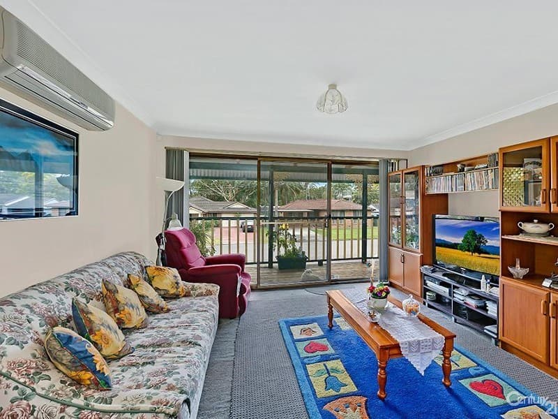 7 Penguin Road, Blue Haven, NSW, 2262, Blue Haven - Thumbnail 2