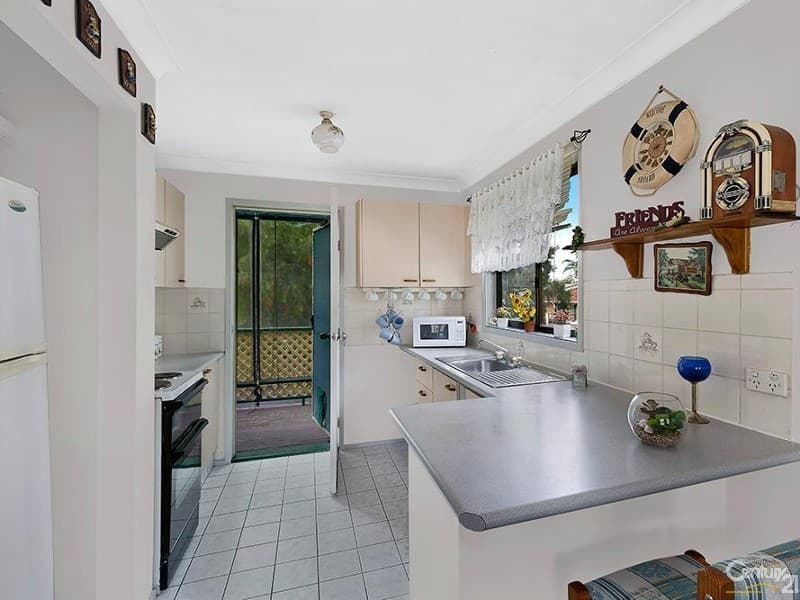 7 Penguin Road, Blue Haven, NSW, 2262, Blue Haven - Thumbnail 4