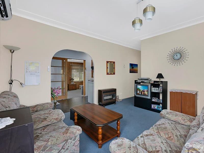 54 Cunningham Road, Killarney Vale, NSW, 2261, Killarney Vale - Thumbnail 2