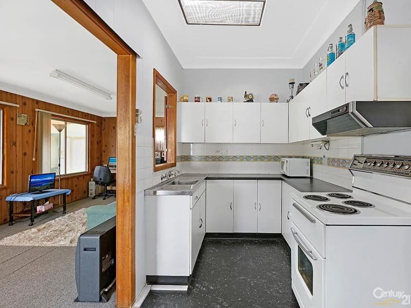 54 Cunningham Road, Killarney Vale, NSW, 2261, Killarney Vale - Thumbnail 4