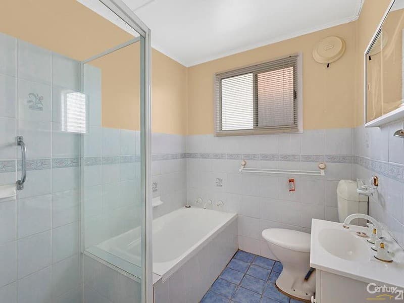 26 Bluebell Avenue, Berkeley Vale, NSW, 2261, Berkeley Vale - Thumbnail 4