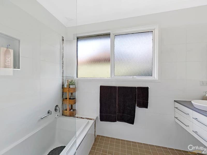 60 Cunningham Road, Killarney Vale, NSW, 2261, Killarney Vale - Thumbnail 6