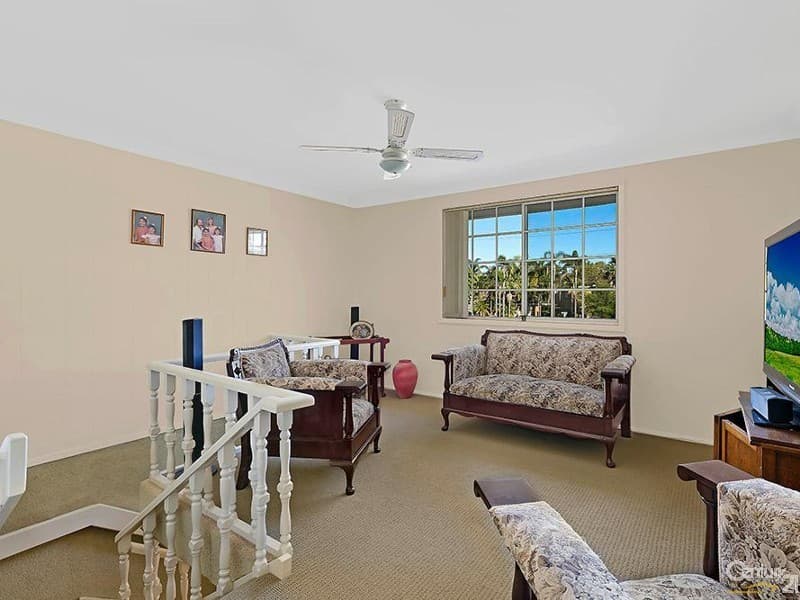 67 Kerry Crescent, Berkeley Vale, NSW, 2261, Berkeley Vale - Thumbnail 4