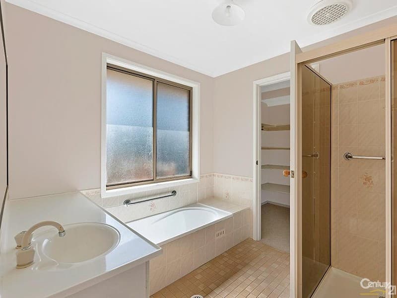 12 Haigh Close, Berkeley Vale, NSW, 2261, Berkeley Vale - Thumbnail 5