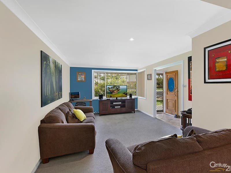 21 Kerry Crescent, Berkeley Vale, NSW, 2261, Berkeley Vale - Thumbnail 2