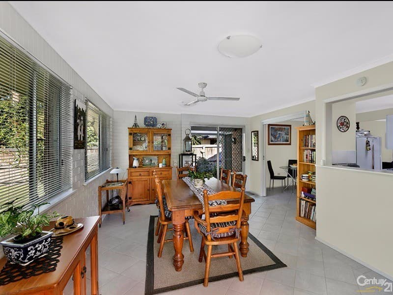 3 Loxley Close, Berkeley Vale, NSW, 2261, Berkeley Vale - Thumbnail 2