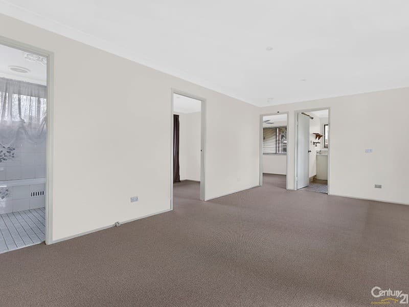 38 Buckingham Road, Berkeley Vale, NSW, 2261, Berkeley Vale - Thumbnail 3