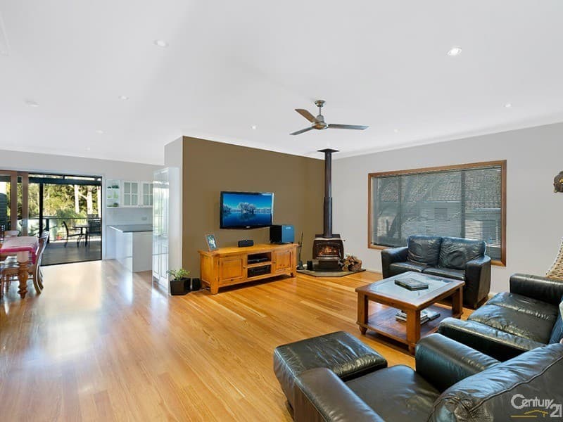 13 Lakedge Avenue, Berkeley Vale, NSW, 2261, Berkeley Vale - Thumbnail 2