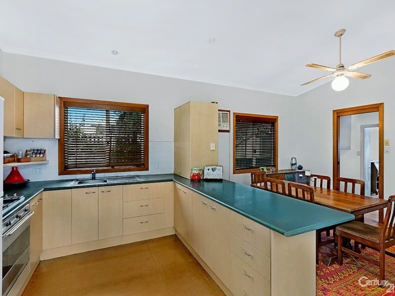 5 Florence Avenue, Tumbi Umbi, NSW, 2261, Tumbi Umbi - Thumbnail 3