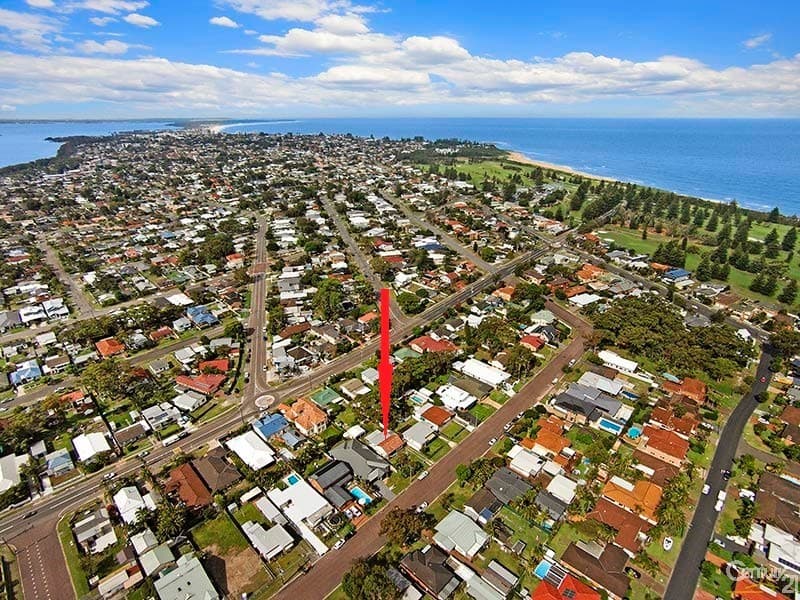 16 Phillip Street, Shelly Beach, NSW, 2261, Shelly Beach - Thumbnail 2