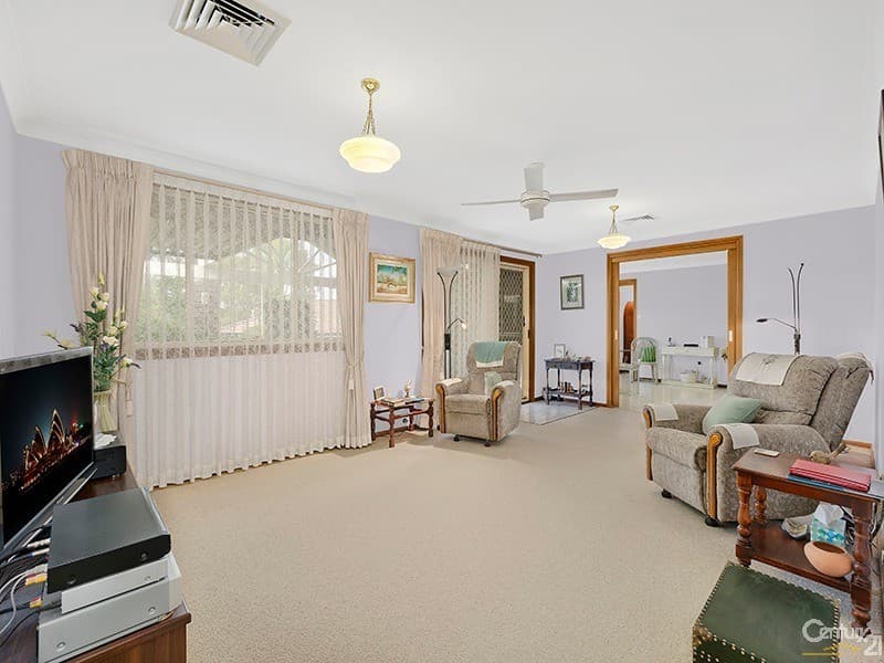 8 Molly Close, Bateau Bay, NSW, 2261, Bateau Bay - Thumbnail 4