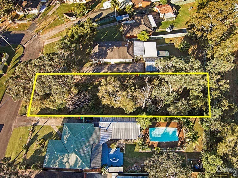 16 Lucas Crescent, Berkeley Vale, NSW, 2261, Berkeley Vale - Thumbnail 2