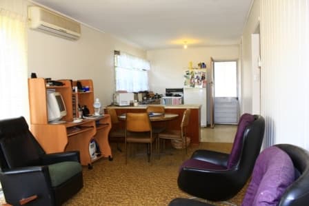 3 Dampier Blvd, Killarney Vale, NSW, 2261, Killarney Vale - Thumbnail 3