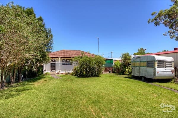 11 Clare Crescent, Berkeley Vale, NSW, 2261, Berkeley Vale - Thumbnail 7