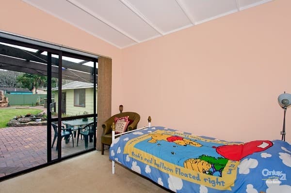 10 Clare Crescent, Berkeley Vale, NSW, 2261, Berkeley Vale - Thumbnail 7
