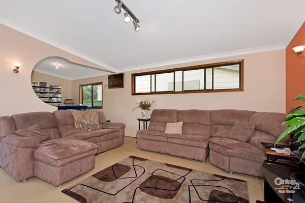 10 Clare Crescent, Berkeley Vale, NSW, 2261, Berkeley Vale - Thumbnail 8