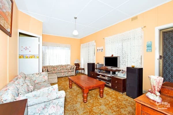 59 Boondilla Road, Blue Bay, NSW, 2261, Blue Bay - Thumbnail 3