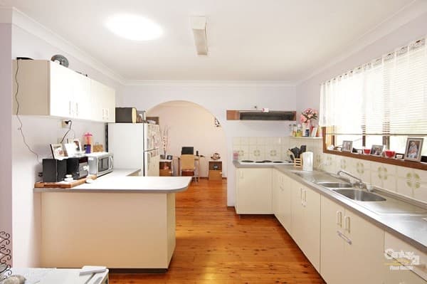 27 Shannon Parade, Berkeley Vale, NSW, 2261, Berkeley Vale - Thumbnail 2