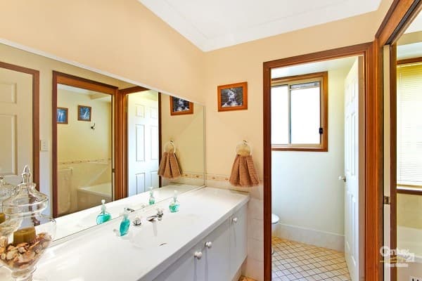 5 Bomaderry Crescent, Glenning Valley, NSW, 2261, Glenning Valley - Thumbnail 7