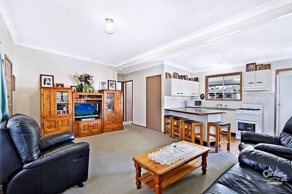 53 Kerry Crescent, Berkeley Vale, NSW, 2261, Berkeley Vale - Thumbnail 3