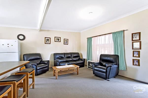 53 Kerry Crescent, Berkeley Vale, NSW, 2261, Berkeley Vale - Thumbnail 5