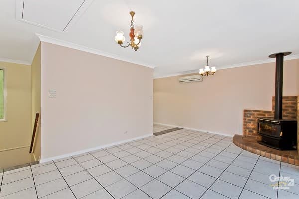 104 Lakedge Avenue, Berkeley Vale, NSW, 2261, Berkeley Vale - Thumbnail 4